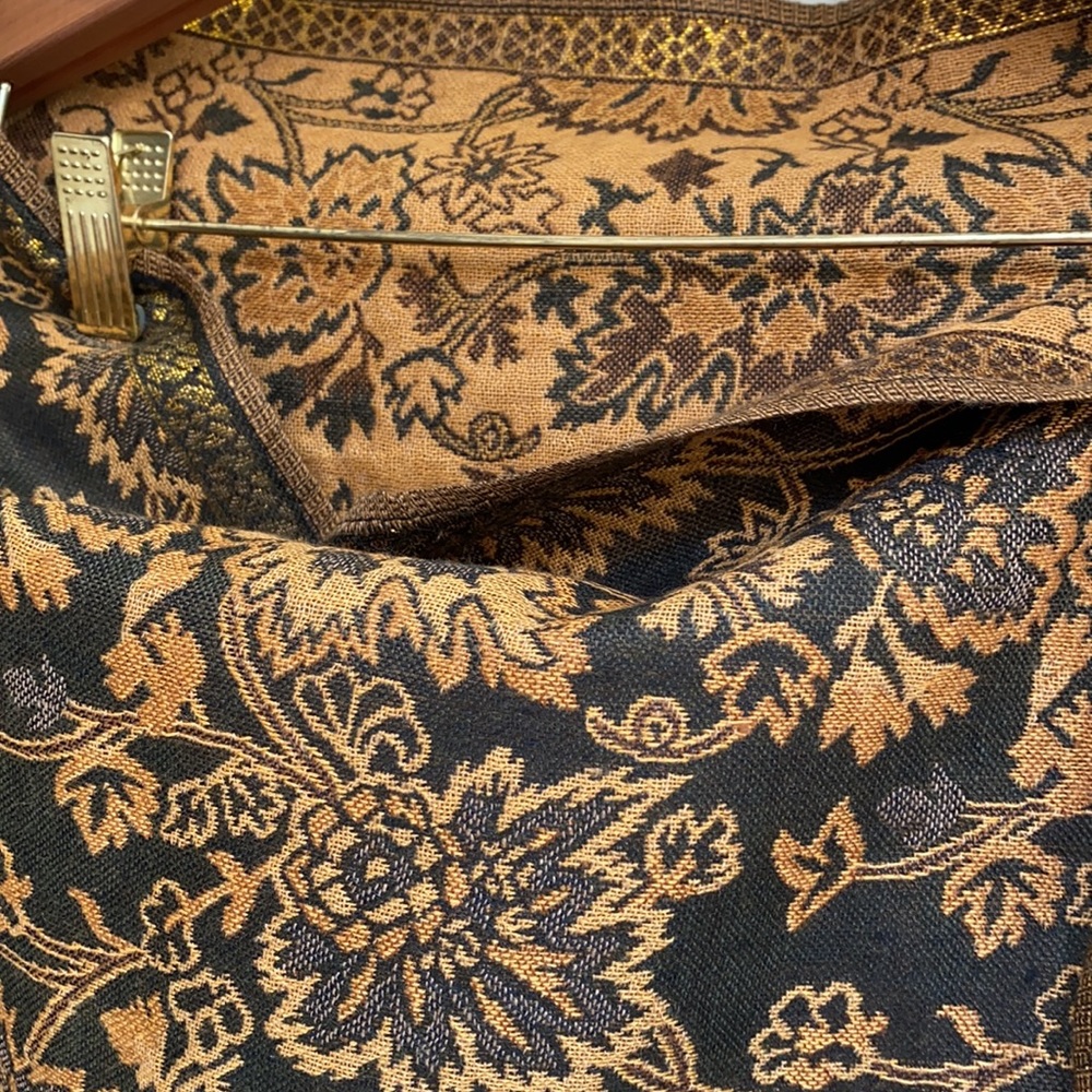 Orange black gold Pashmina 100% pashmina from Jordan NWOT - Picture 3 of 7